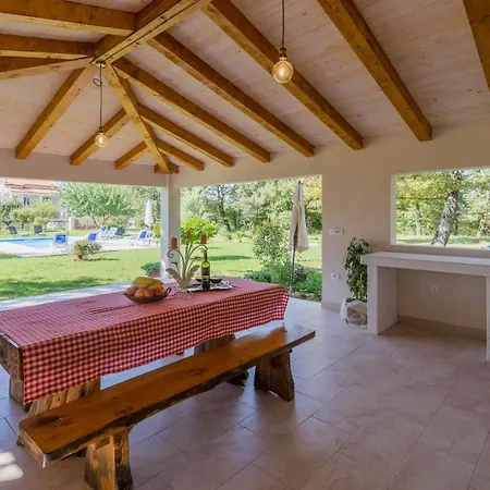 Susnjici 2 With Pool, Children Playground And Terrace