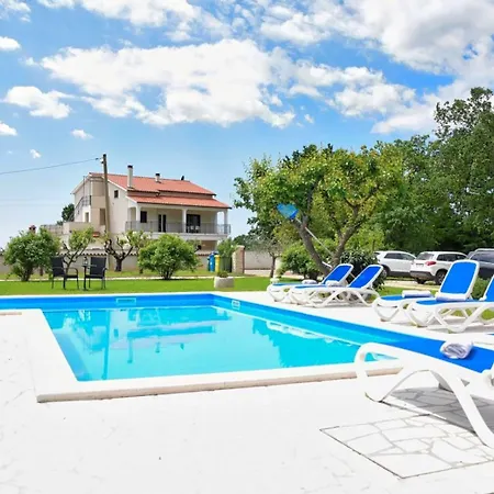 Apartment Susnjici 2 With Pool, Children Playground And Terrace *